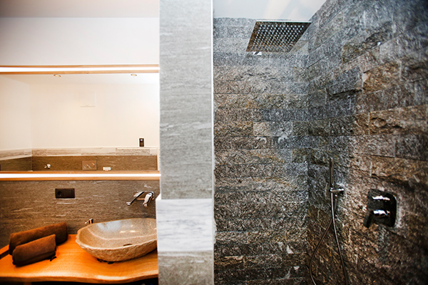 Dusche/WC Wohnung Waldesduft